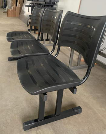 Assento e Encosto em Polipropileno 100% Reciclável