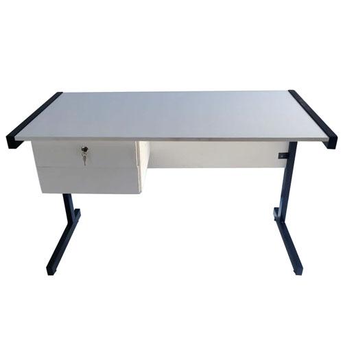 Mesa reta pés de ferro com 2 gavetas/fechadura